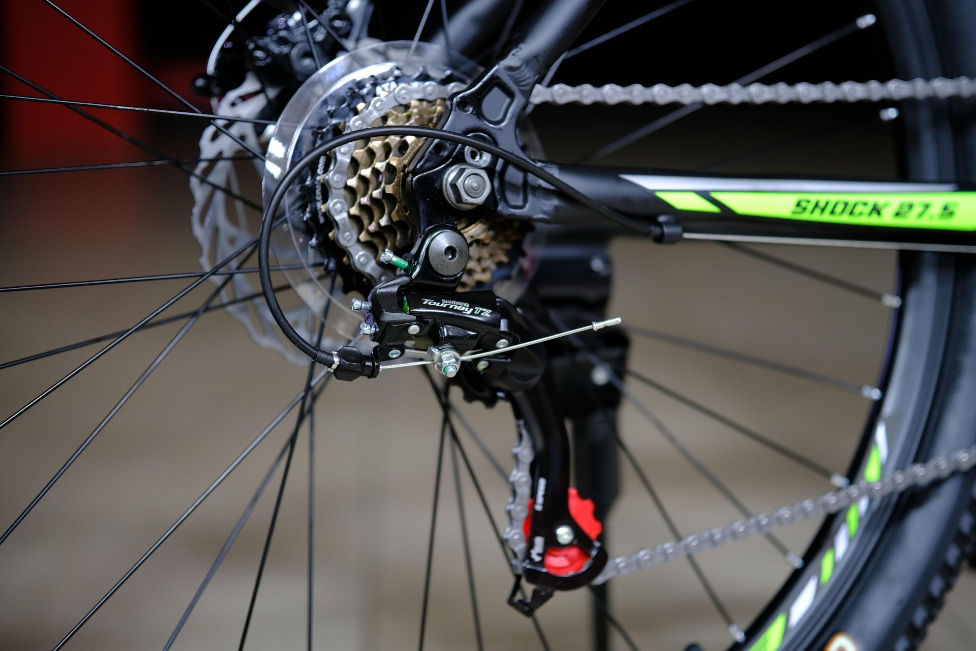 Задний переключатель Shimano Tourney TZ-500 оригинал  HOKE Shock 27,5 MD матовый чёрный-зелёный 15