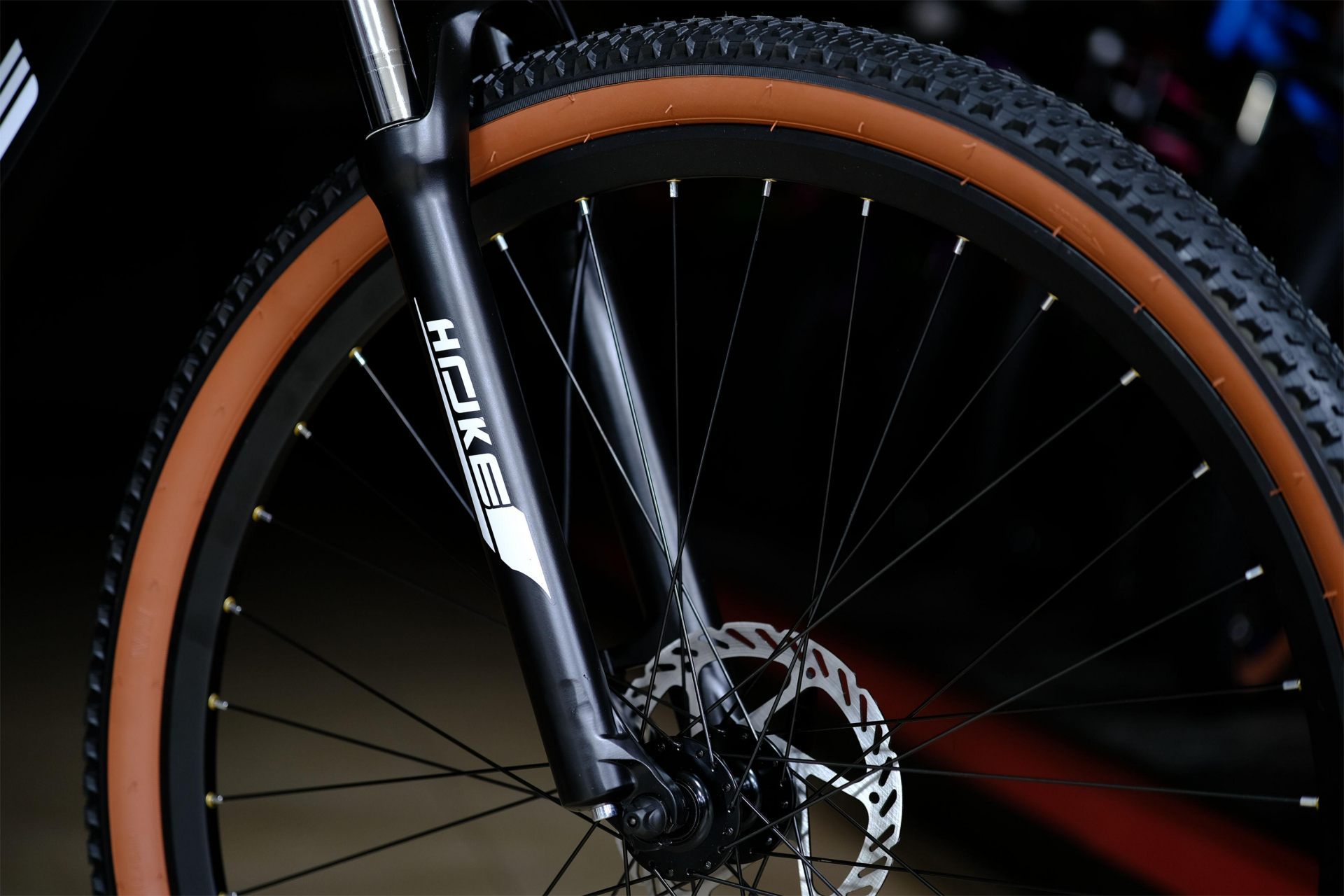 Обод 29 двойной пистонированный, втулки алюминиевые на промах  HOKE 6 Way Deore 29 HD матовый чёрный 21
