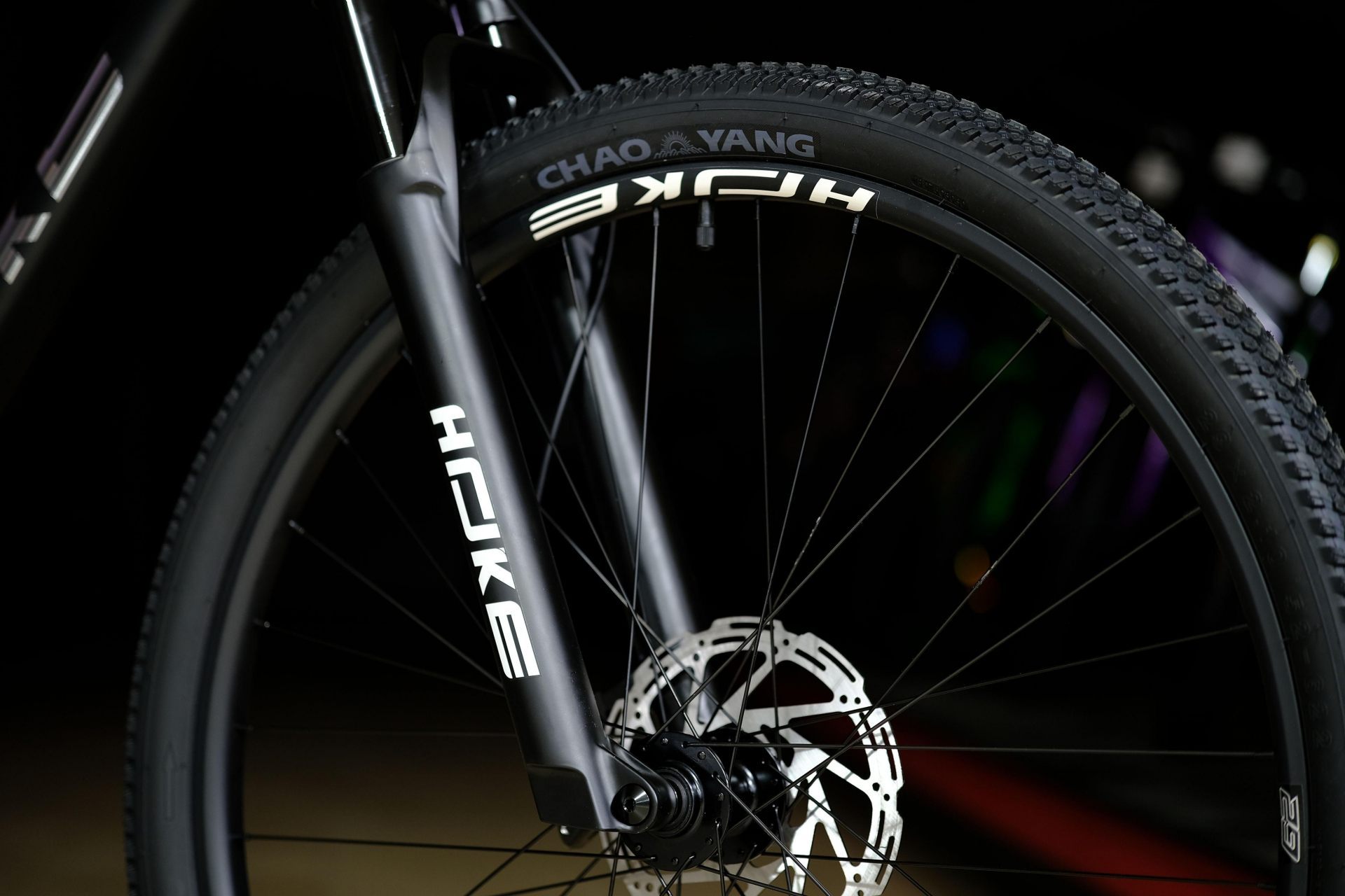 Обод 29 двойной усиленный ширина 30 mm, втулки алюминиевые на промах и осях HOKE 9 Way 29 HD матовый чёрный 19