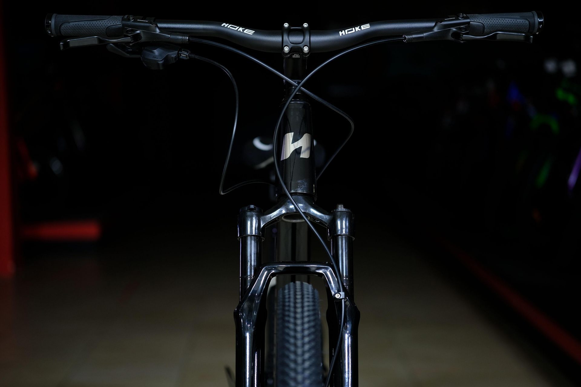 Вилка амортизационная GTMRK 362 MLO алюминиевая HOKE 7 Way 29 HD матовый чёрный 17